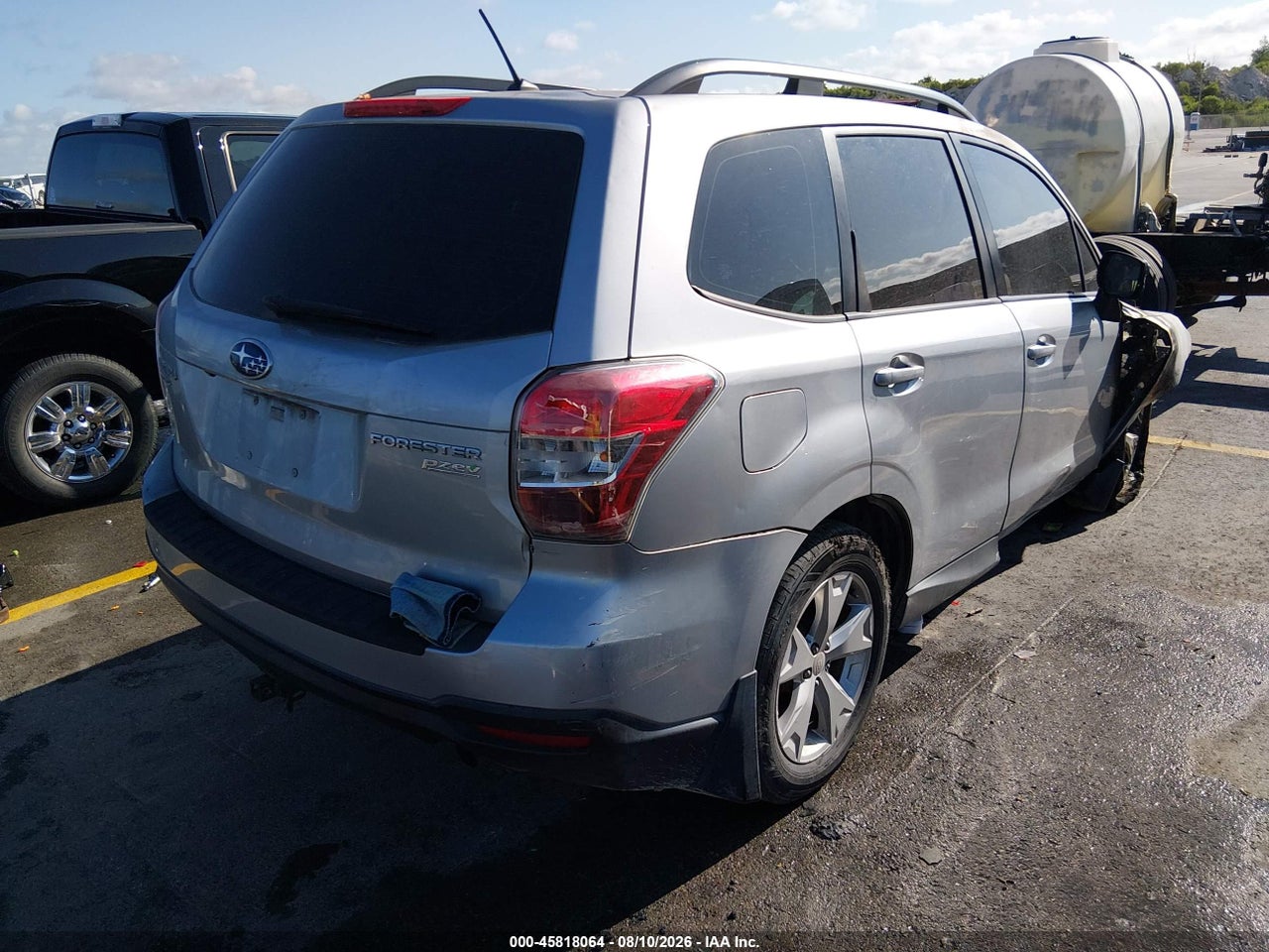 2015 SUBARU FORESTER 2.5I · 4/11