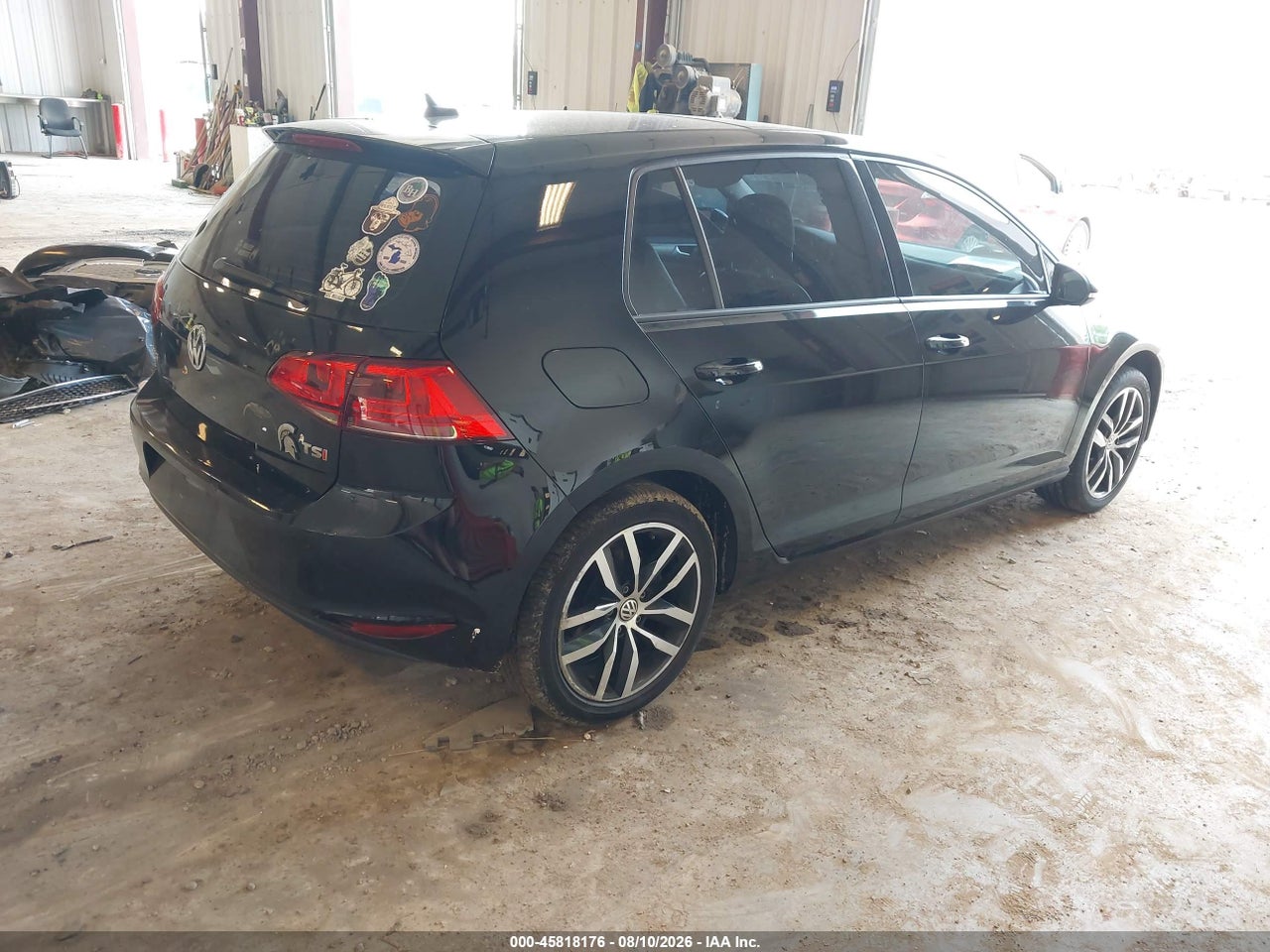 2016 VOLKSWAGEN GOLF TSI SE 4-DOOR · 4/11