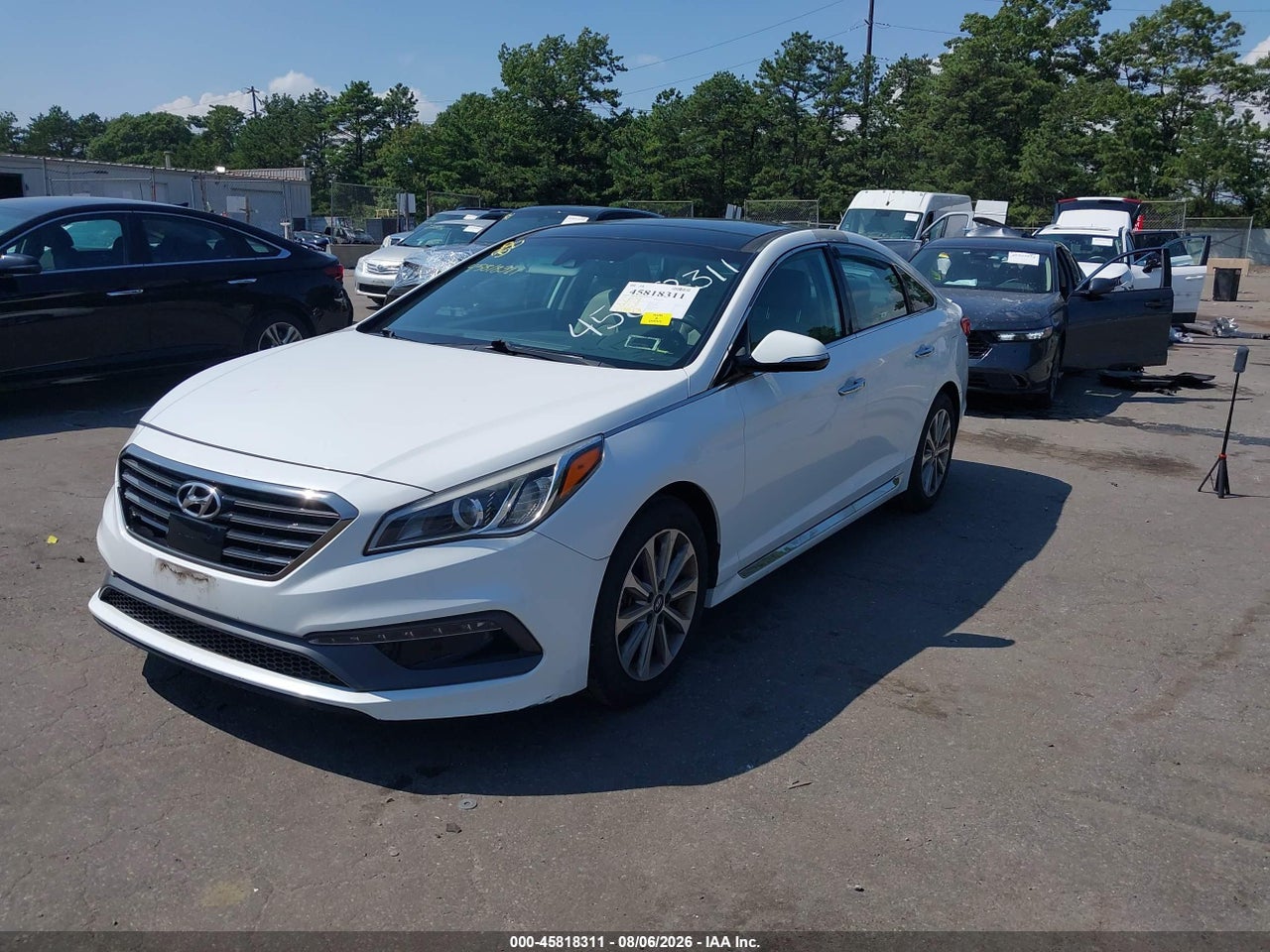 2016 HYUNDAI SONATA LIMITED · 2/11