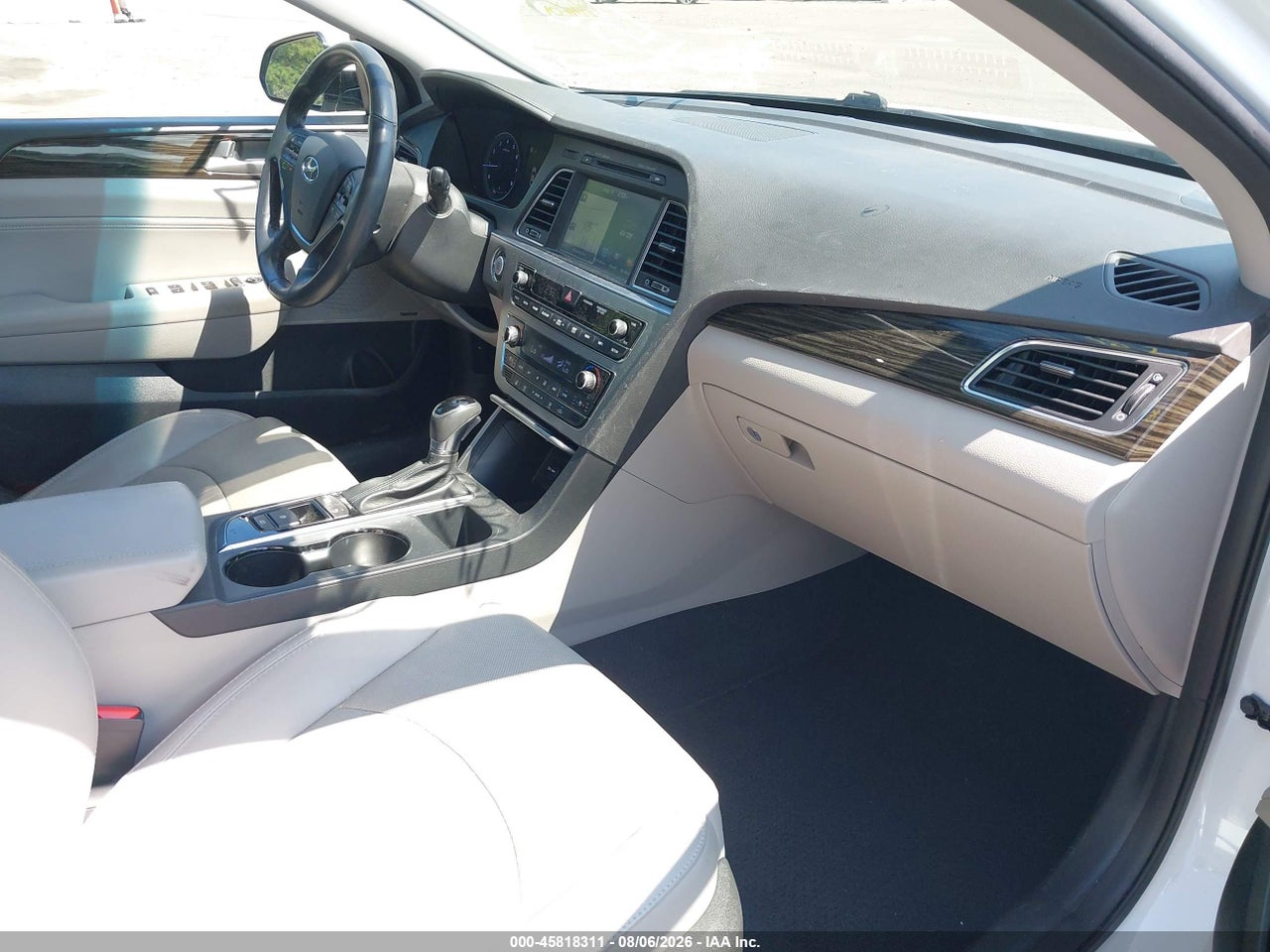 2016 HYUNDAI SONATA LIMITED · 5/11