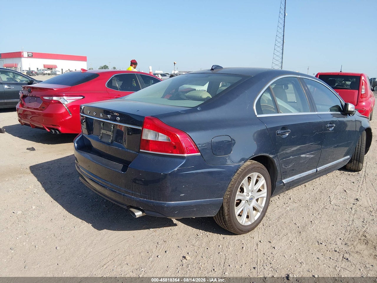 2011 VOLVO S80 3.2 · 4/10