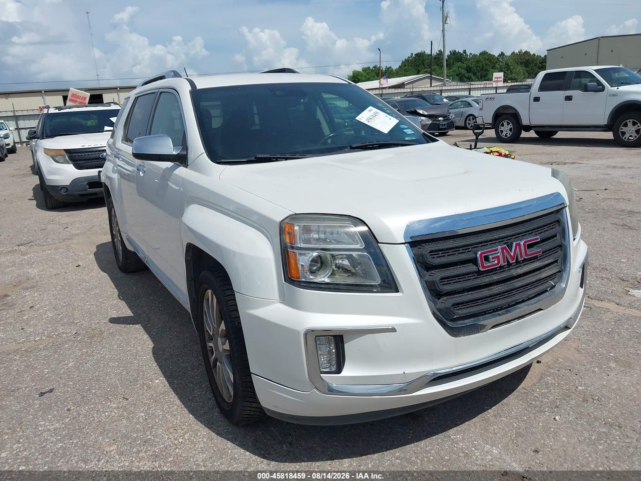 2017 GMC TERRAIN DENALI · 6/10