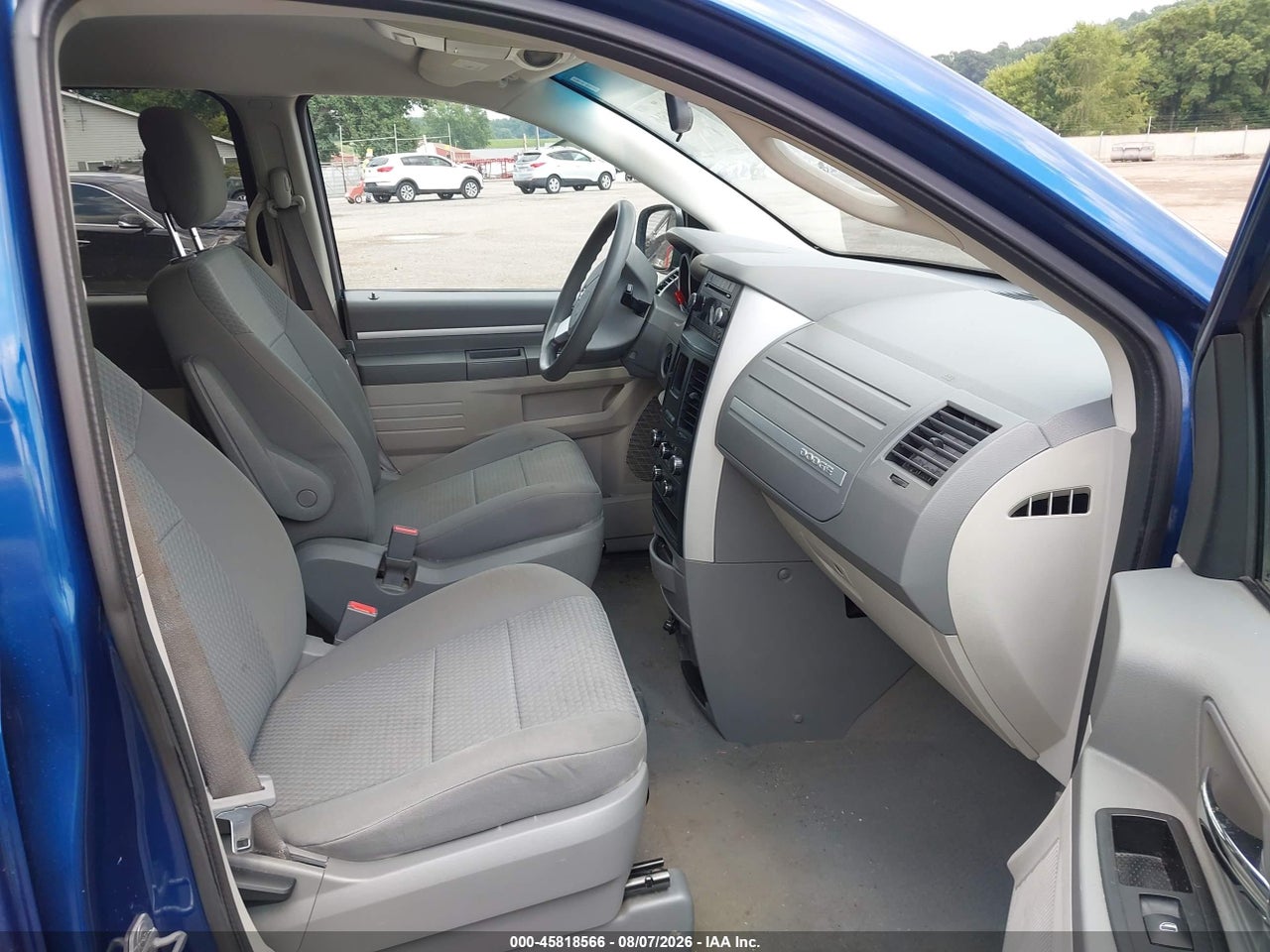 2010 DODGE GRAND CARAVAN SE · 5/11