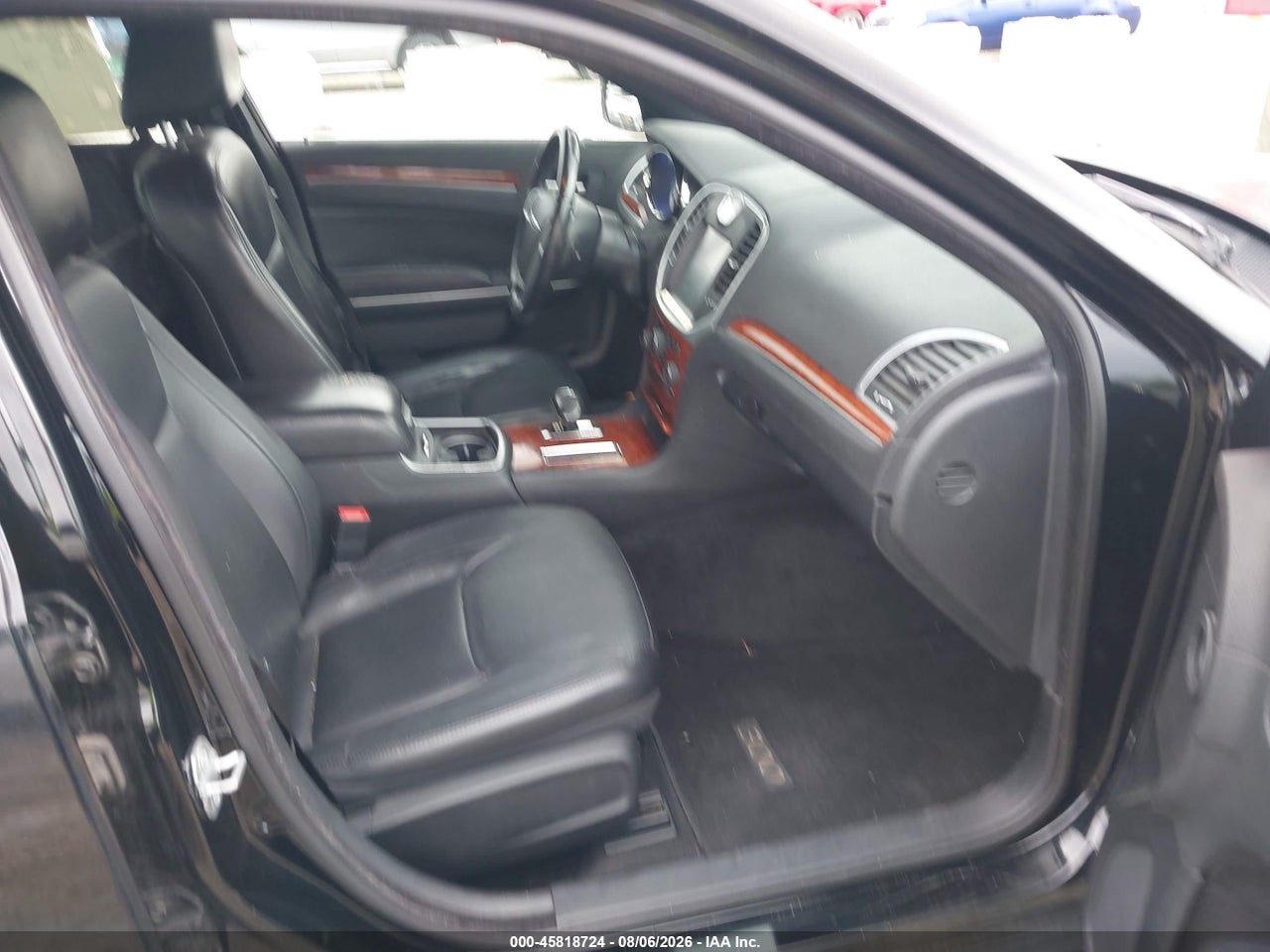 2014 CHRYSLER 300 · 5/11