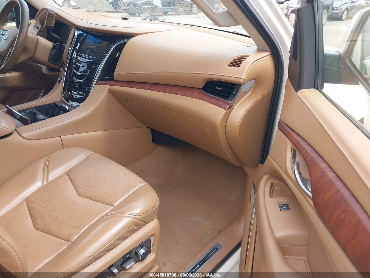 2015 CADILLAC ESCALADE PLATINUM · 5/11