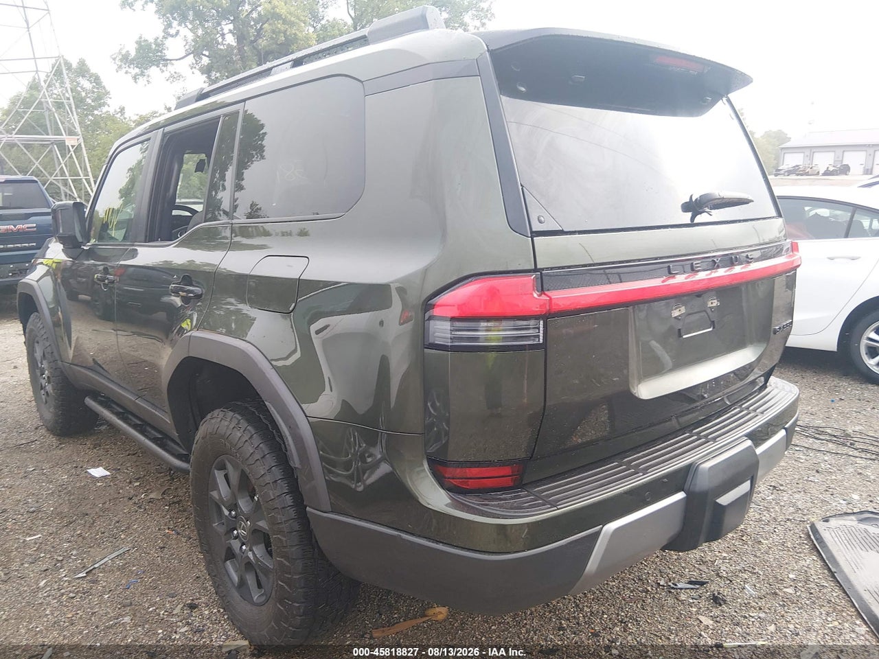 2024 LEXUS GX 550 OVERTRAIL · 3/10