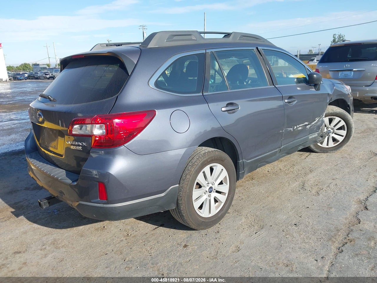 2017 SUBARU OUTBACK 2.5I · 4/11