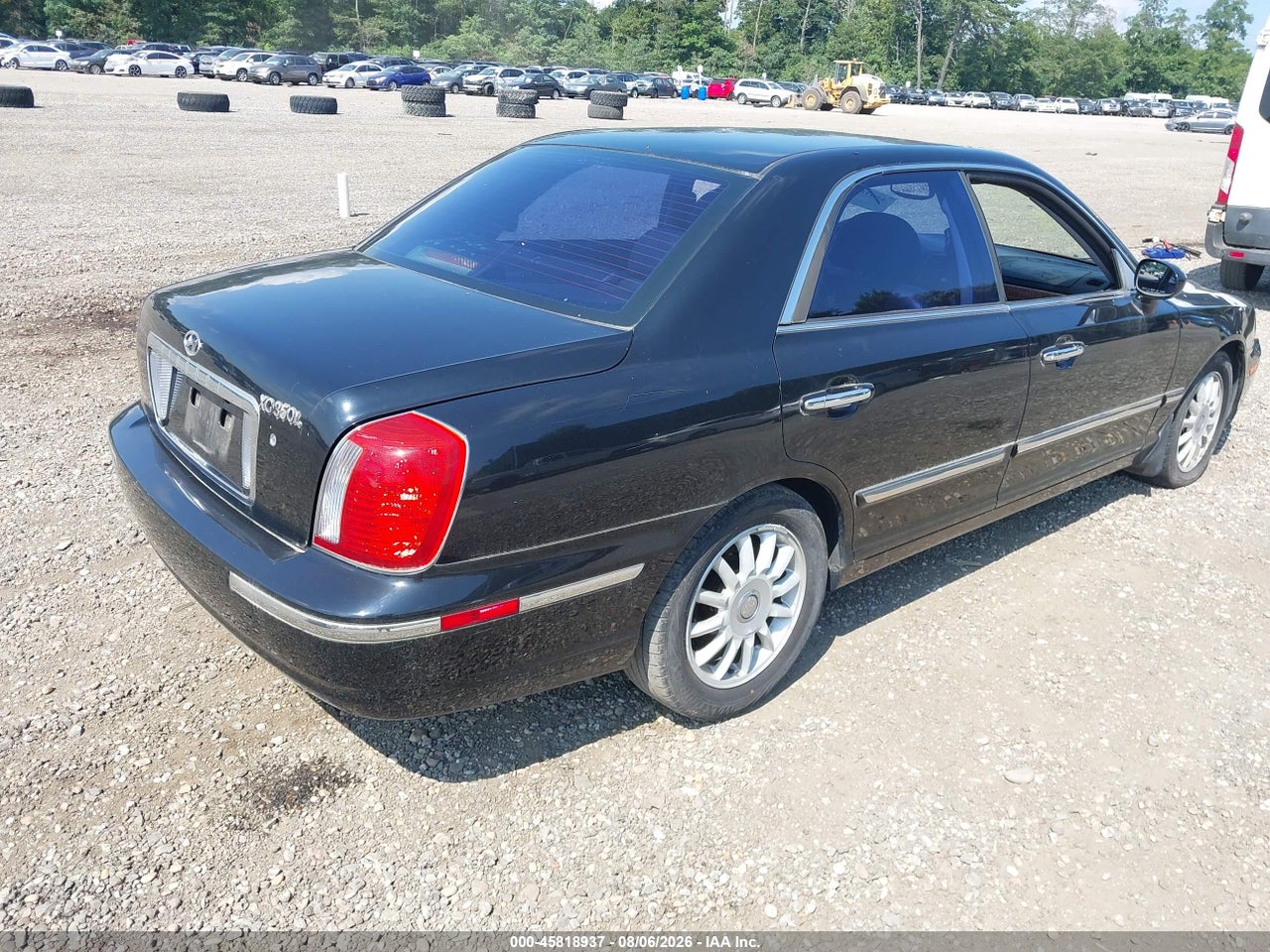 2004 HYUNDAI XG350 L · 4/11