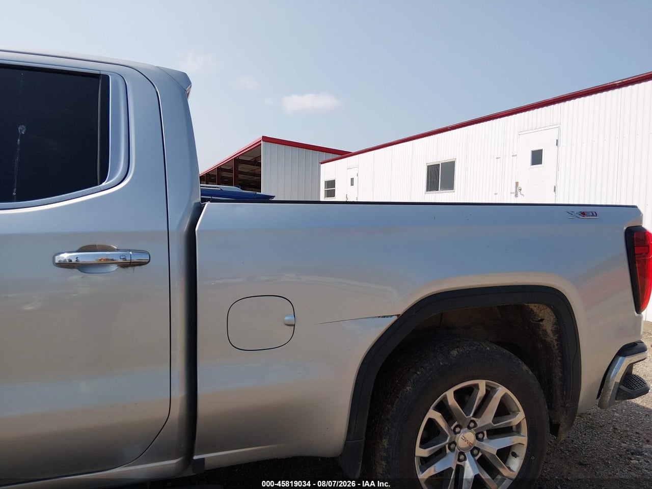 1GTR9DED6KZ****** · 2019 GMC SIERRA 1500 SLT · 6/11