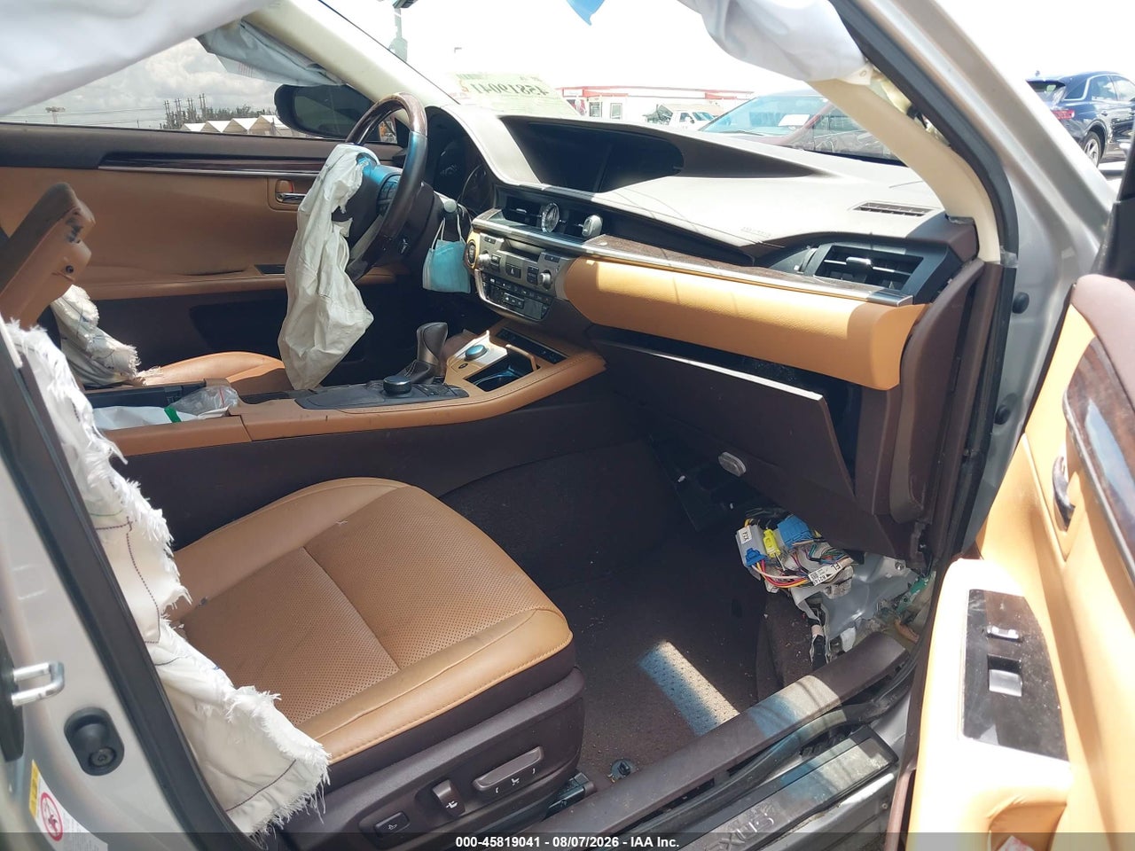 2017 LEXUS ES 350 · 5/10