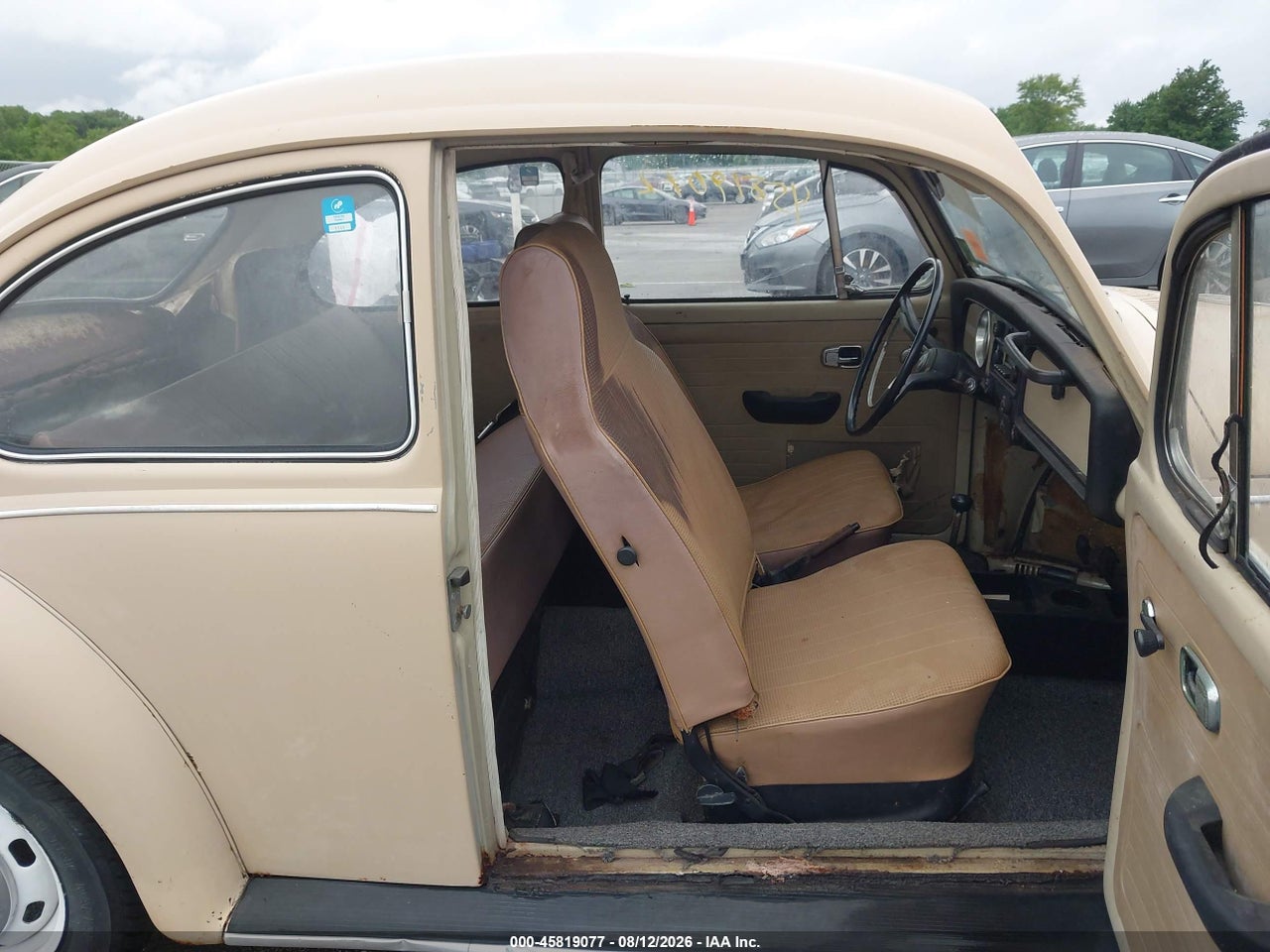 1968 VOLKSWAGEN BUG · 5/11