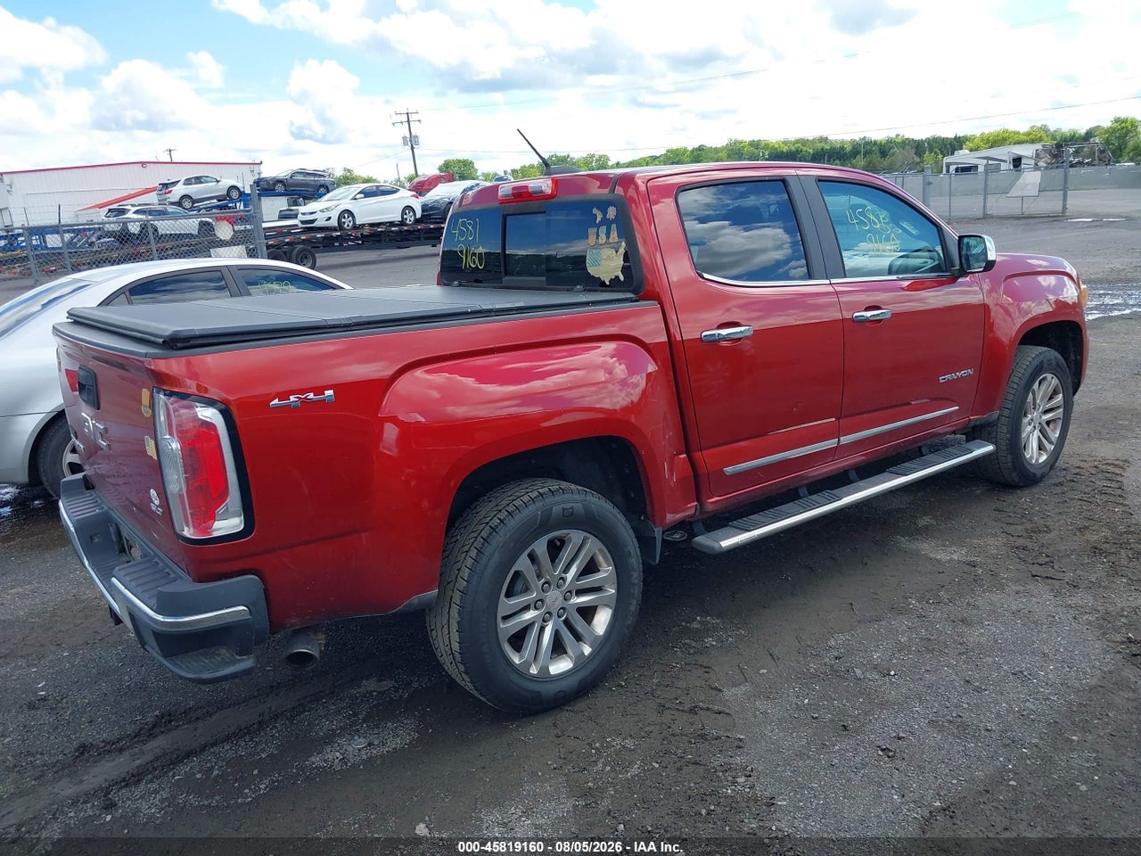 2015 GMC CANYON 4WD SLT · 4/11