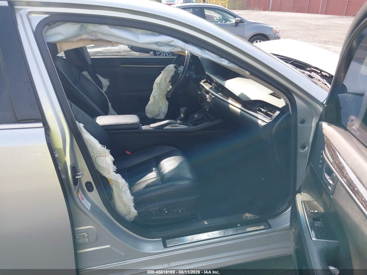 2017 LEXUS ES 350 · 5/11