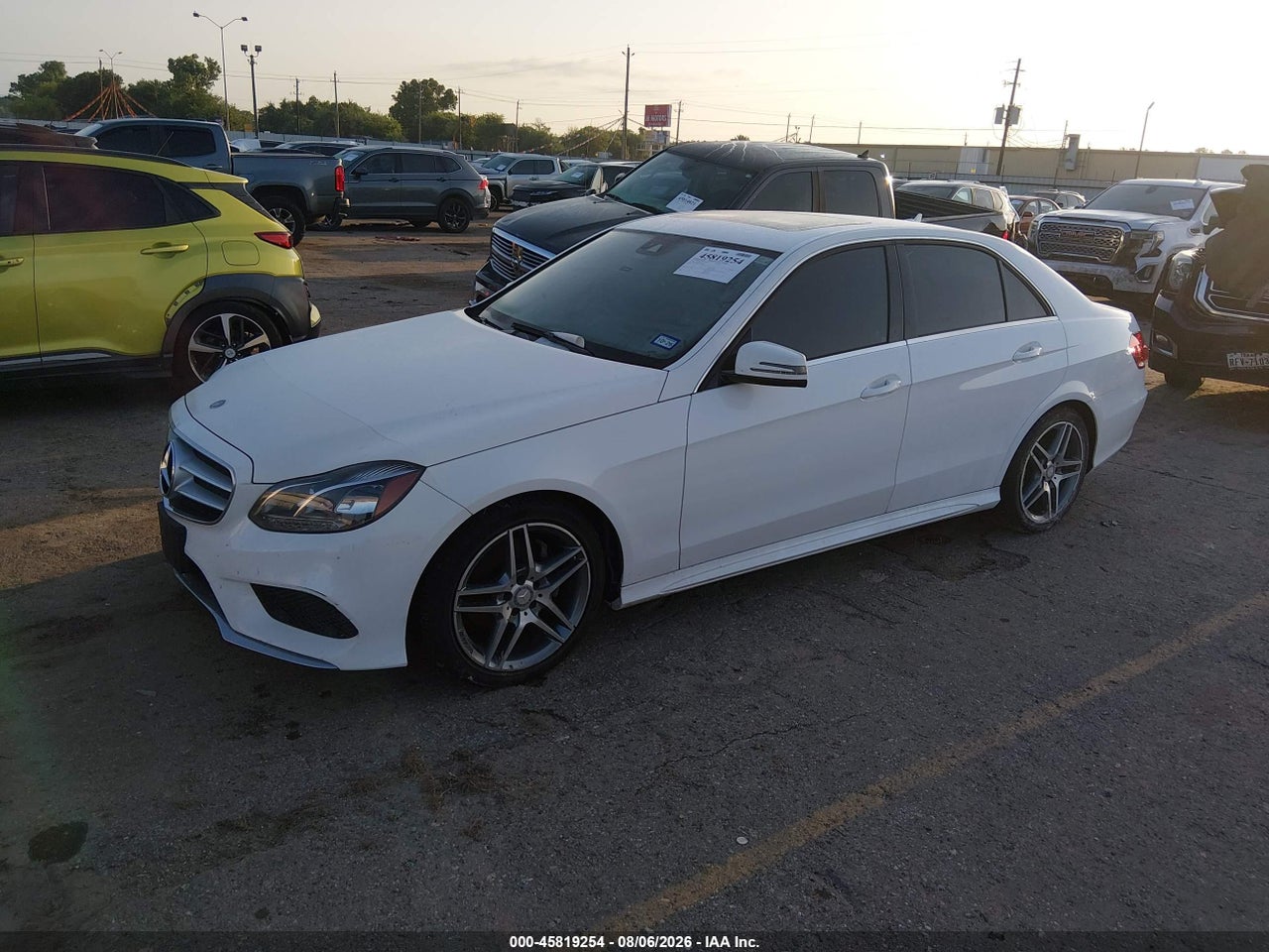 2015 MERCEDES-BENZ E 350 · 2/11