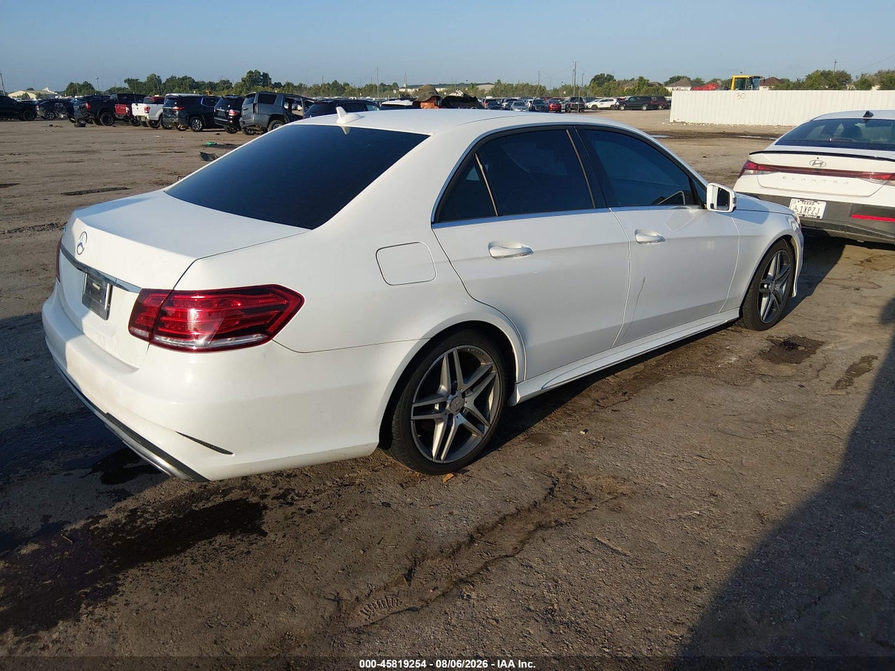 2015 MERCEDES-BENZ E 350 · 4/11