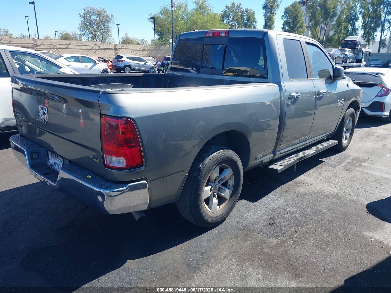 2013 RAM 1500 SLT · 4/11