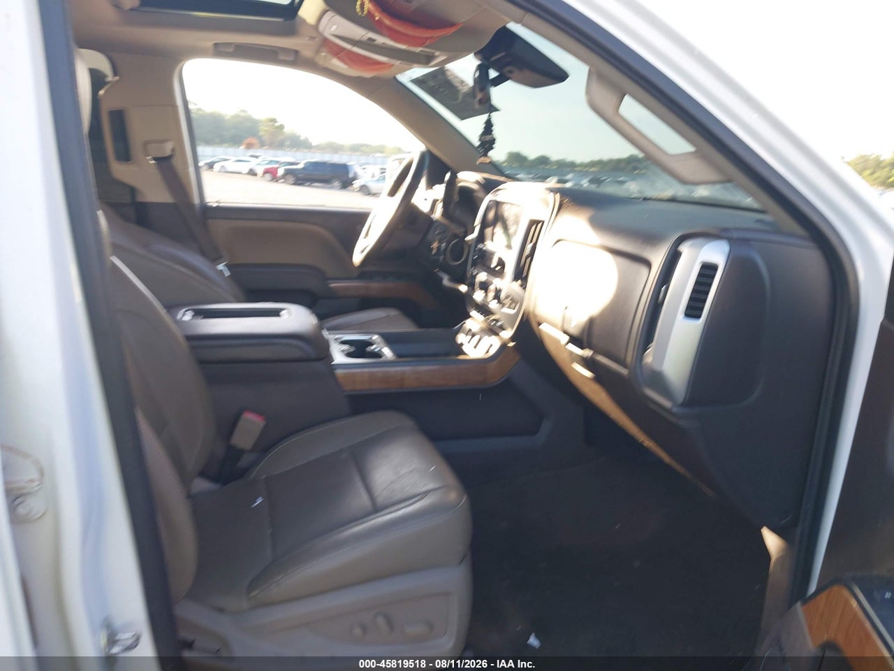 2017 GMC SIERRA 1500 SLT · 5/11