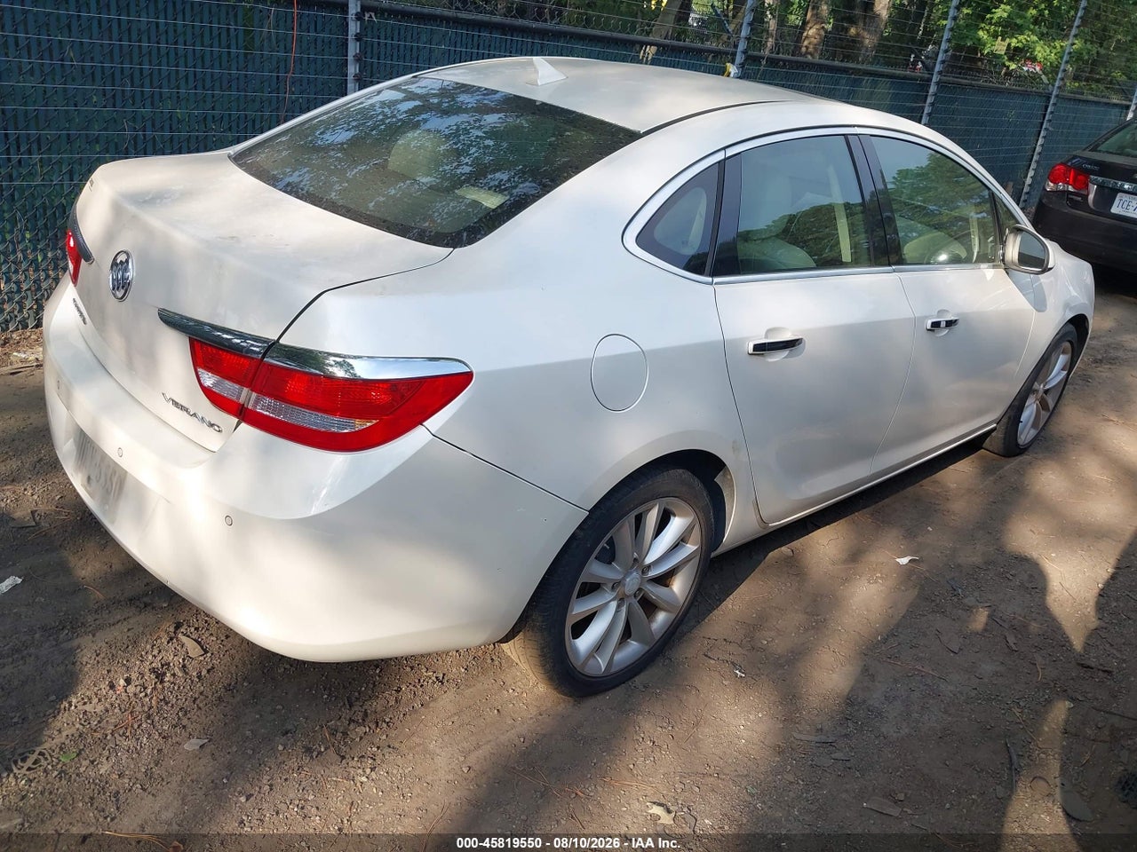 2012 BUICK VERANO LEATHER GROUP · 4/11