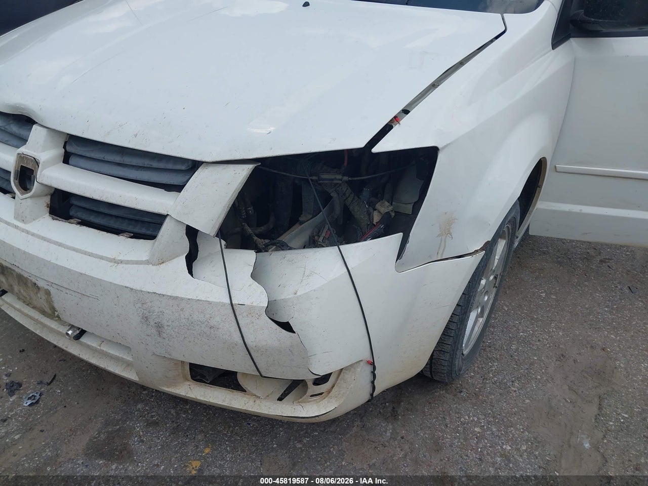 2010 DODGE GRAND CARAVAN SE · 6/11