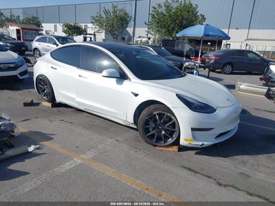 5YJ3E1EAXNF****** · 2022 TESLA MODEL 3 REAR-WHEEL DRIVE
