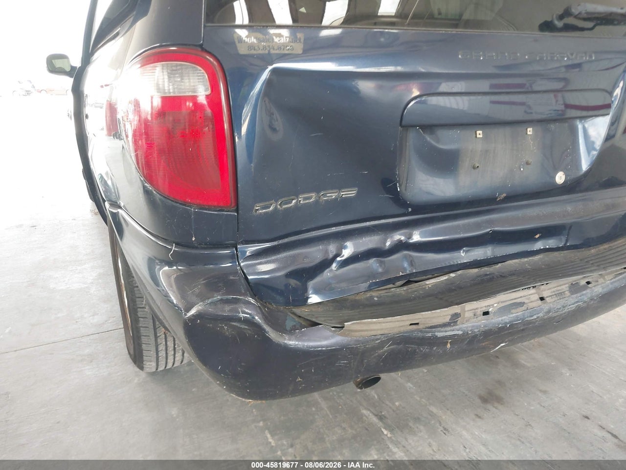 2005 DODGE GRAND CARAVAN SXT · 6/10