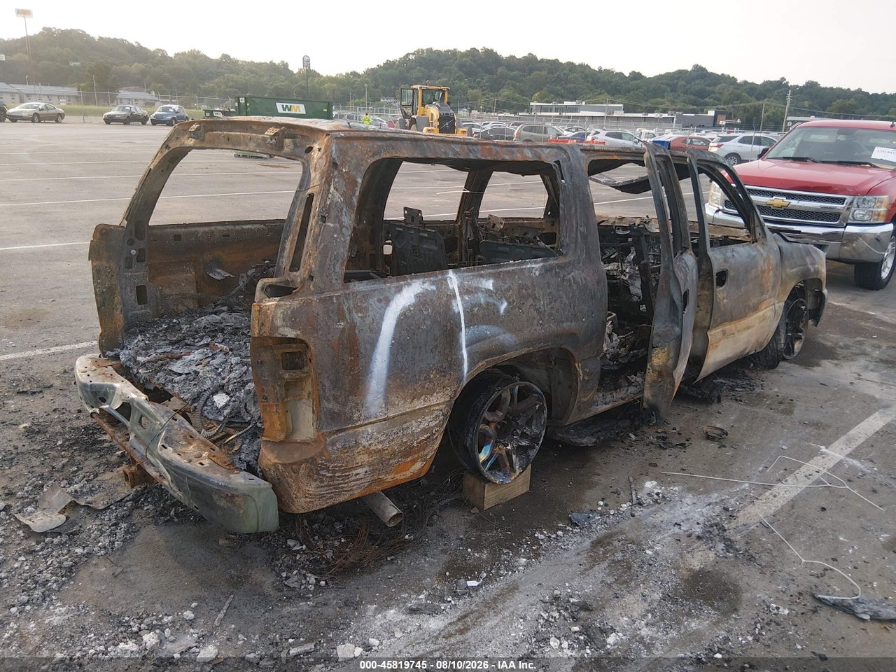 2004 GMC YUKON XL 1500 SLT · 4/10