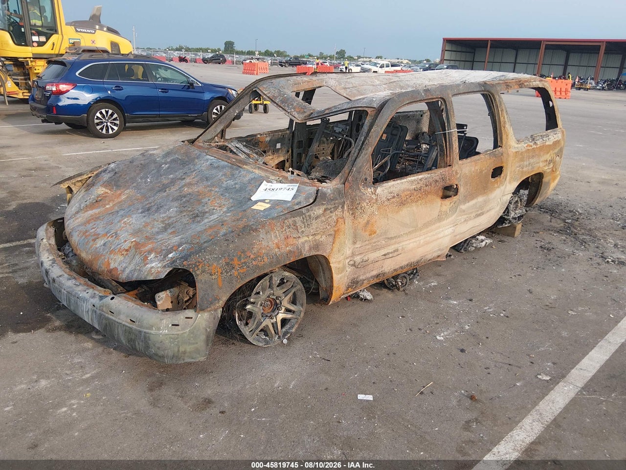 2004 GMC YUKON XL 1500 SLT · 2/10