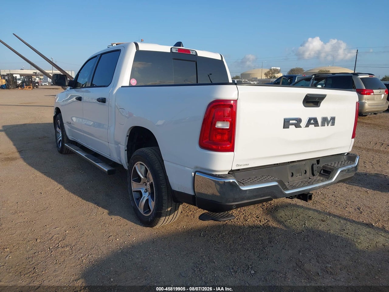 2025 RAM 1500 TRADESMAN  4X2 5'7 BOX · 3/11