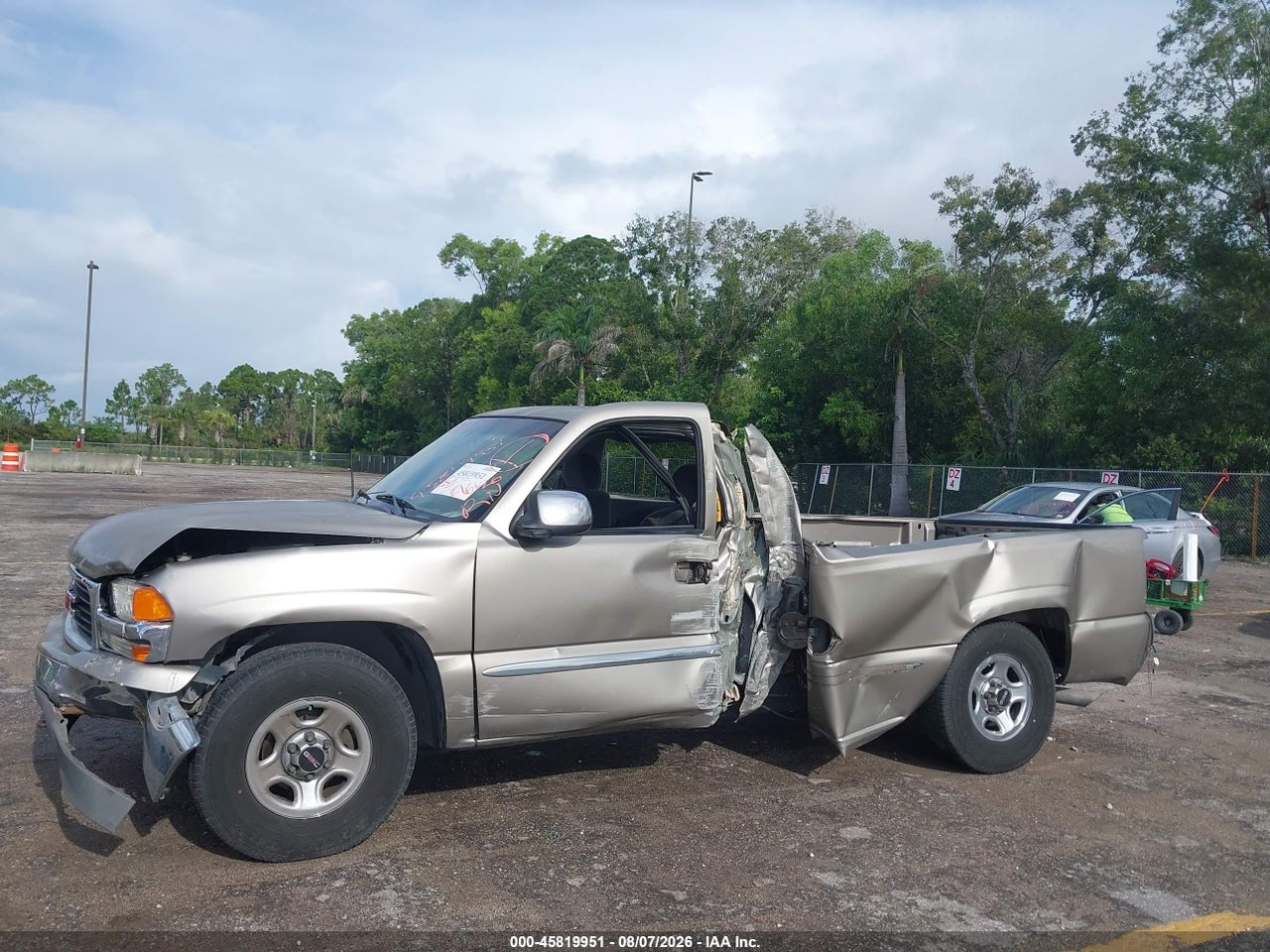 2002 GMC SIERRA 1500 SLE · 6/11