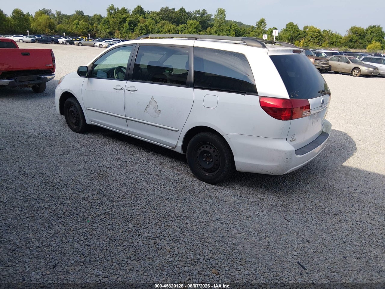 2005 TOYOTA SIENNA LE · 3/11