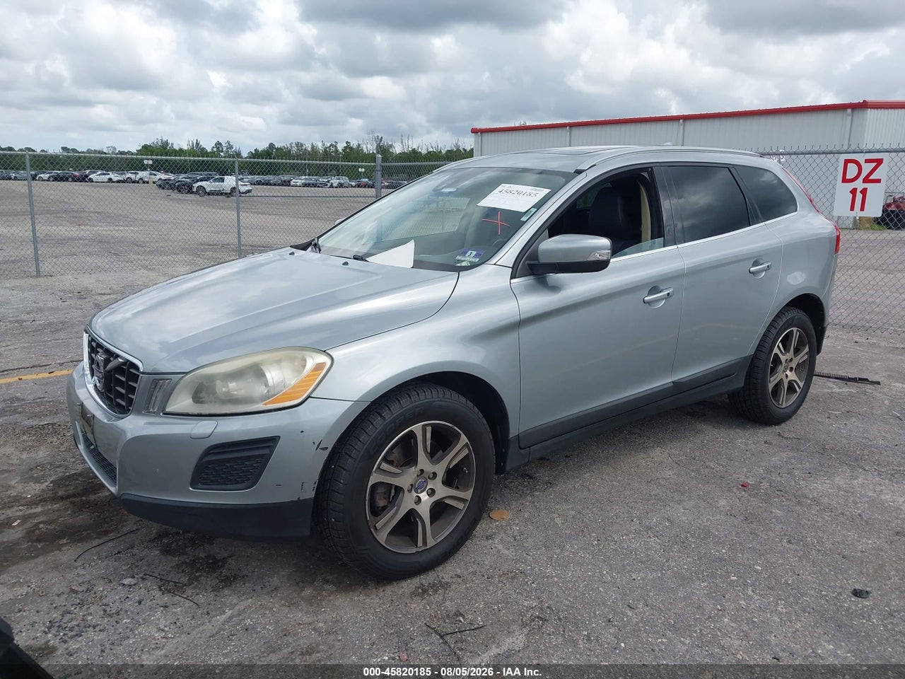 2013 VOLVO XC60 T6 · 2/11