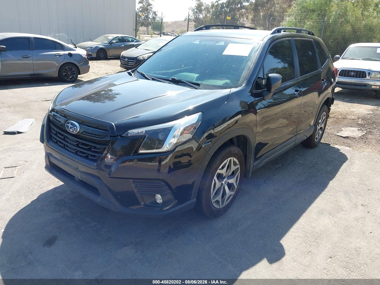 2024 SUBARU FORESTER PREMIUM · 2/11