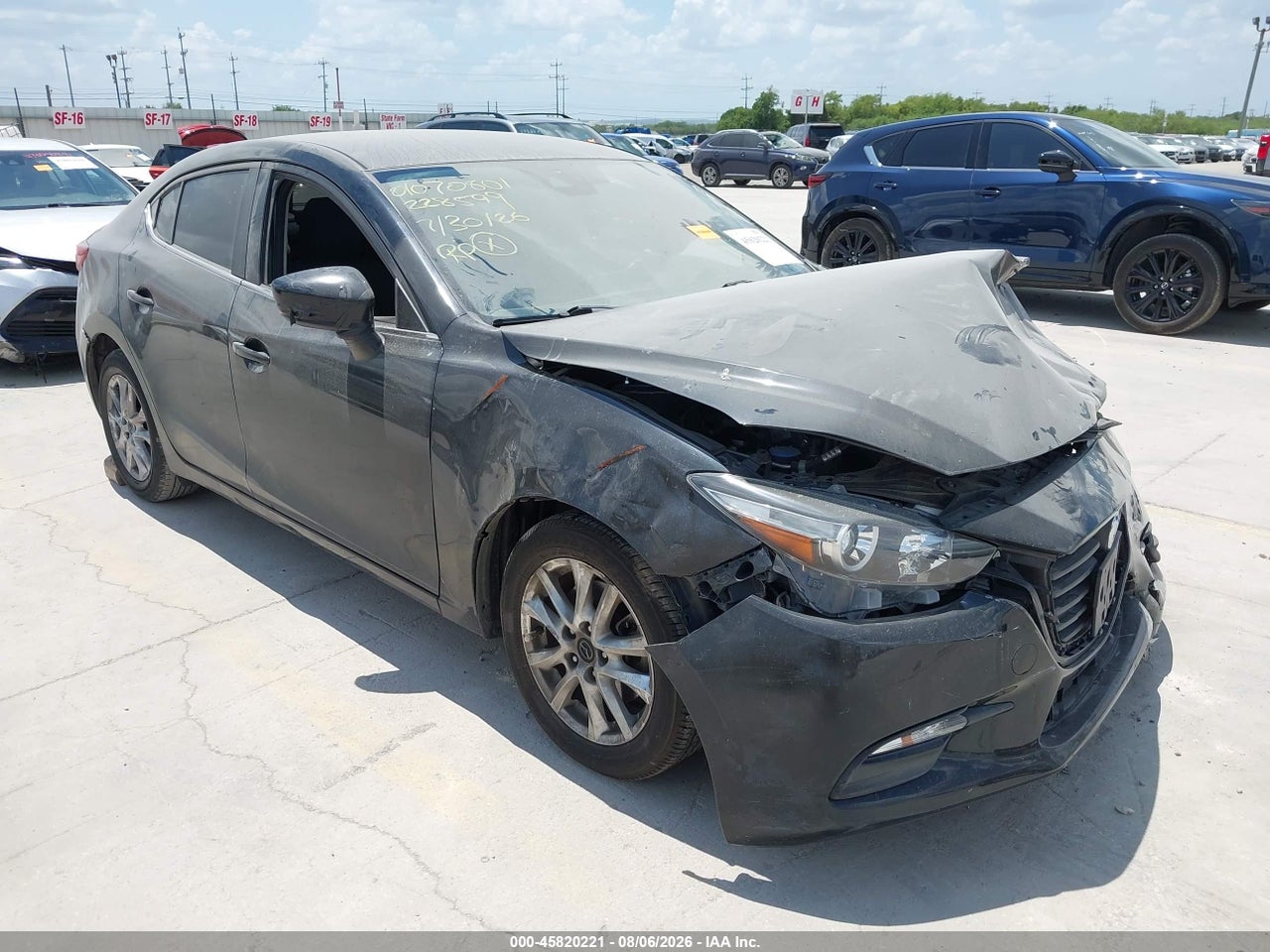 3MZBN1U74JM****** · 2018 MAZDA MAZDA3 SPORT