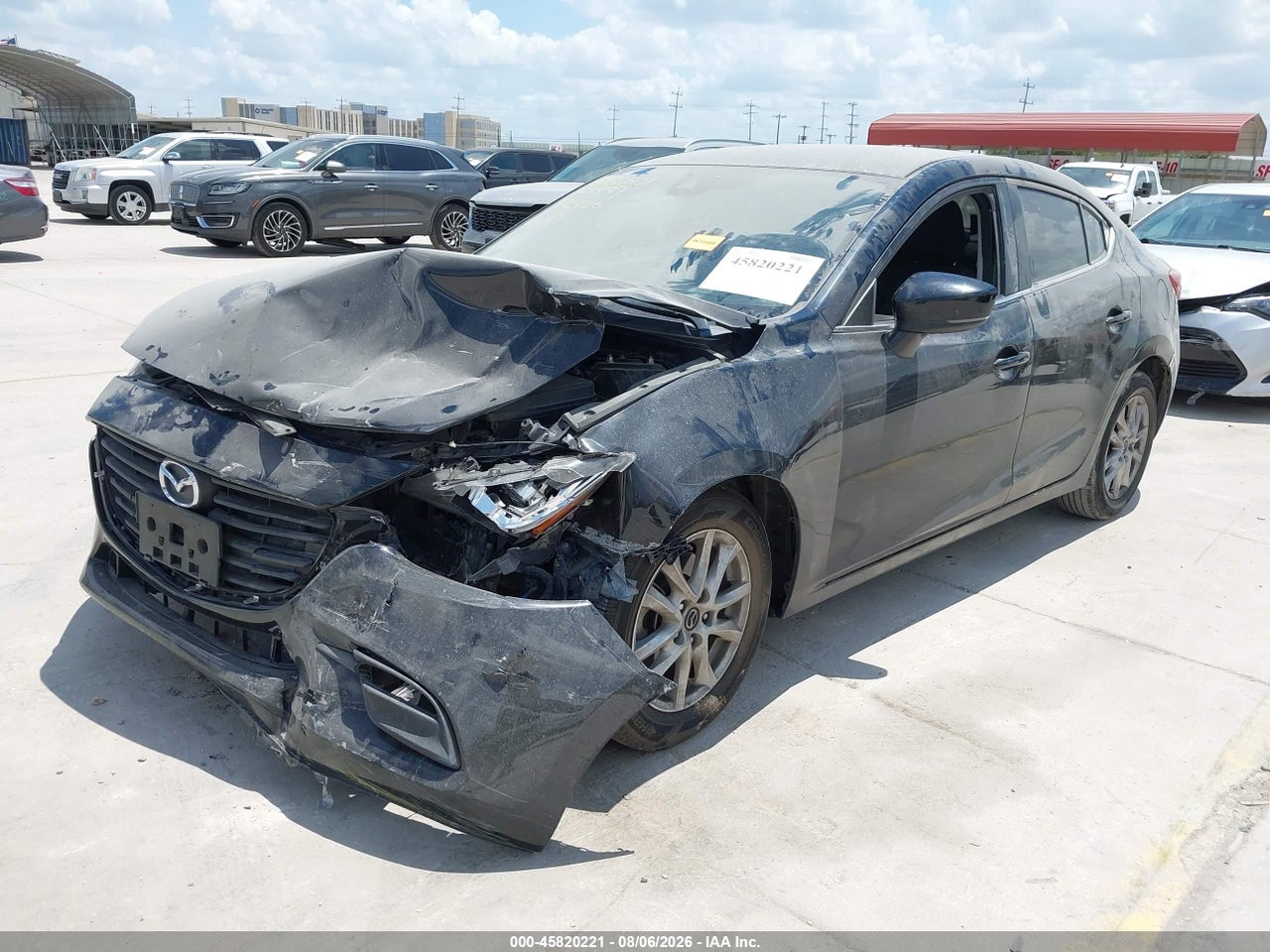 2018 MAZDA MAZDA3 SPORT · 2/10