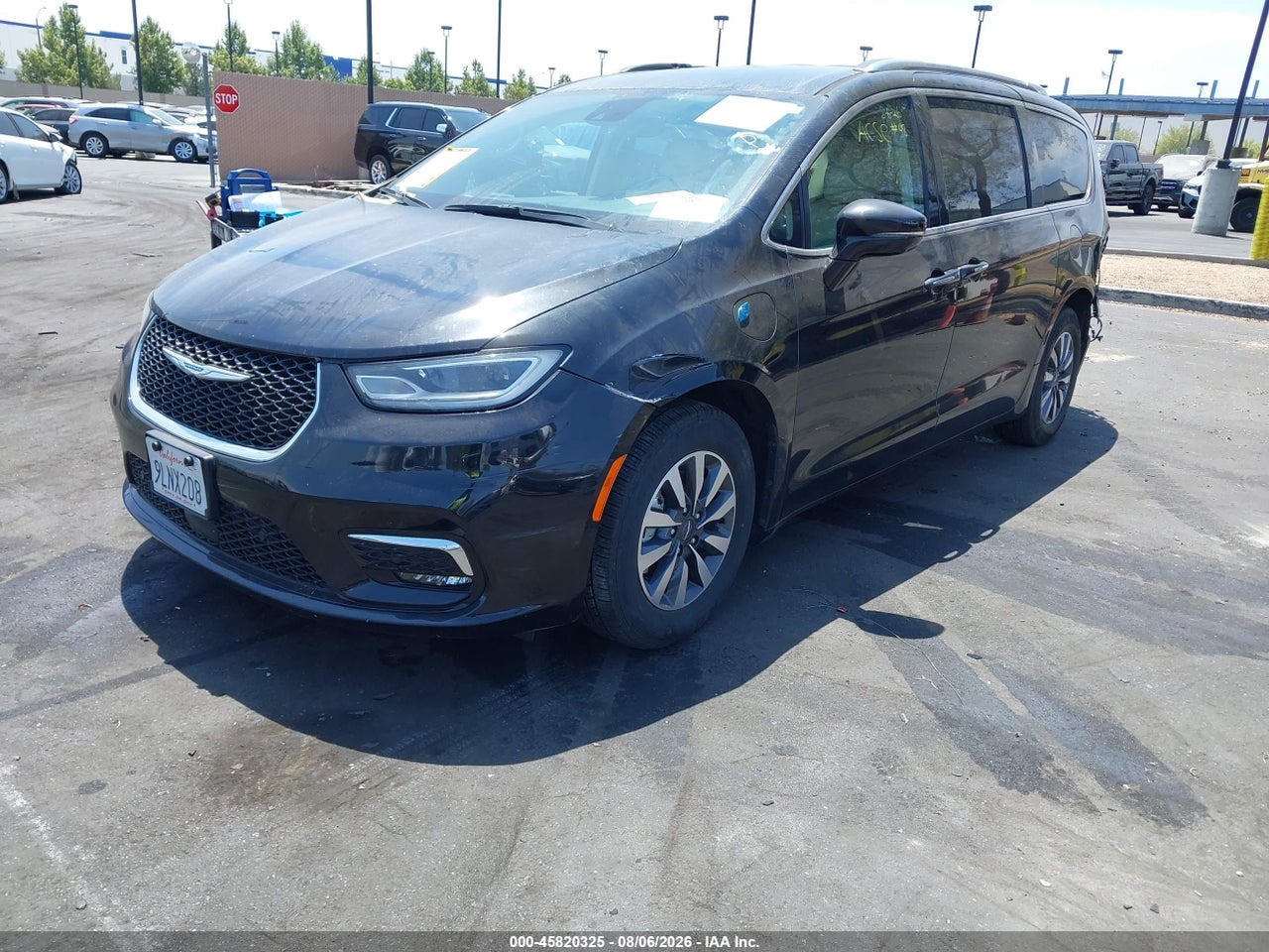 2021 CHRYSLER PACIFICA HYBRID TOURING L · 2/11