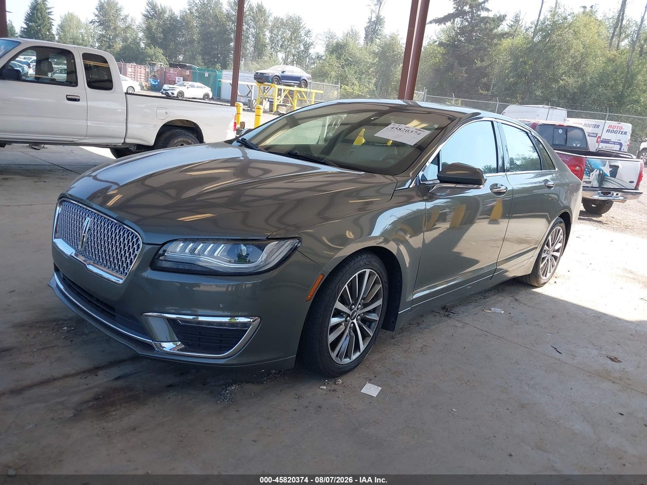 2017 LINCOLN MKZ SELECT · 2/11