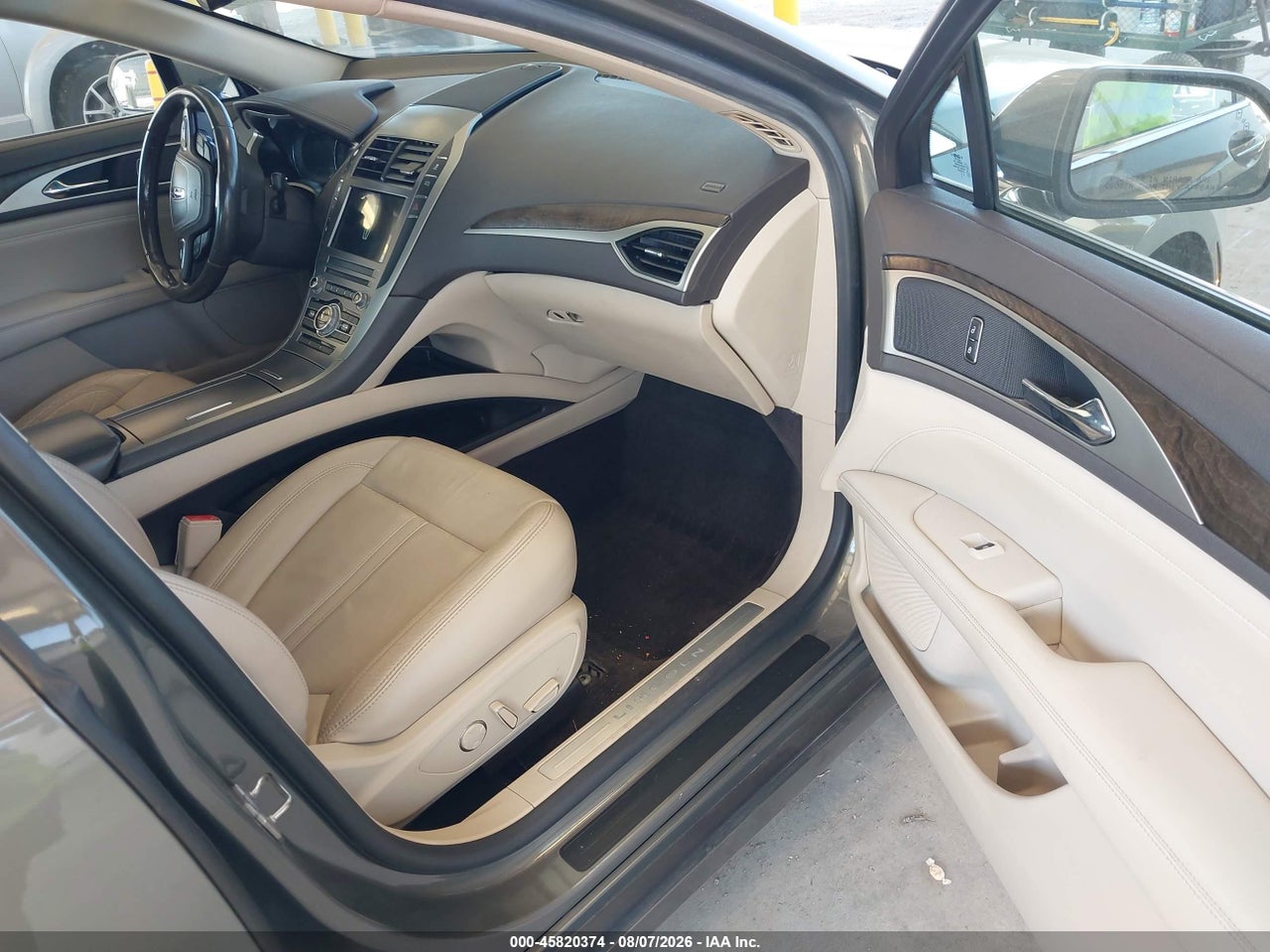 2017 LINCOLN MKZ SELECT · 5/11