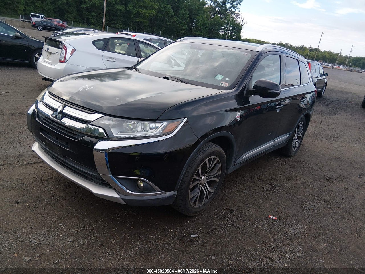2017 MITSUBISHI OUTLANDER SEL · 2/11