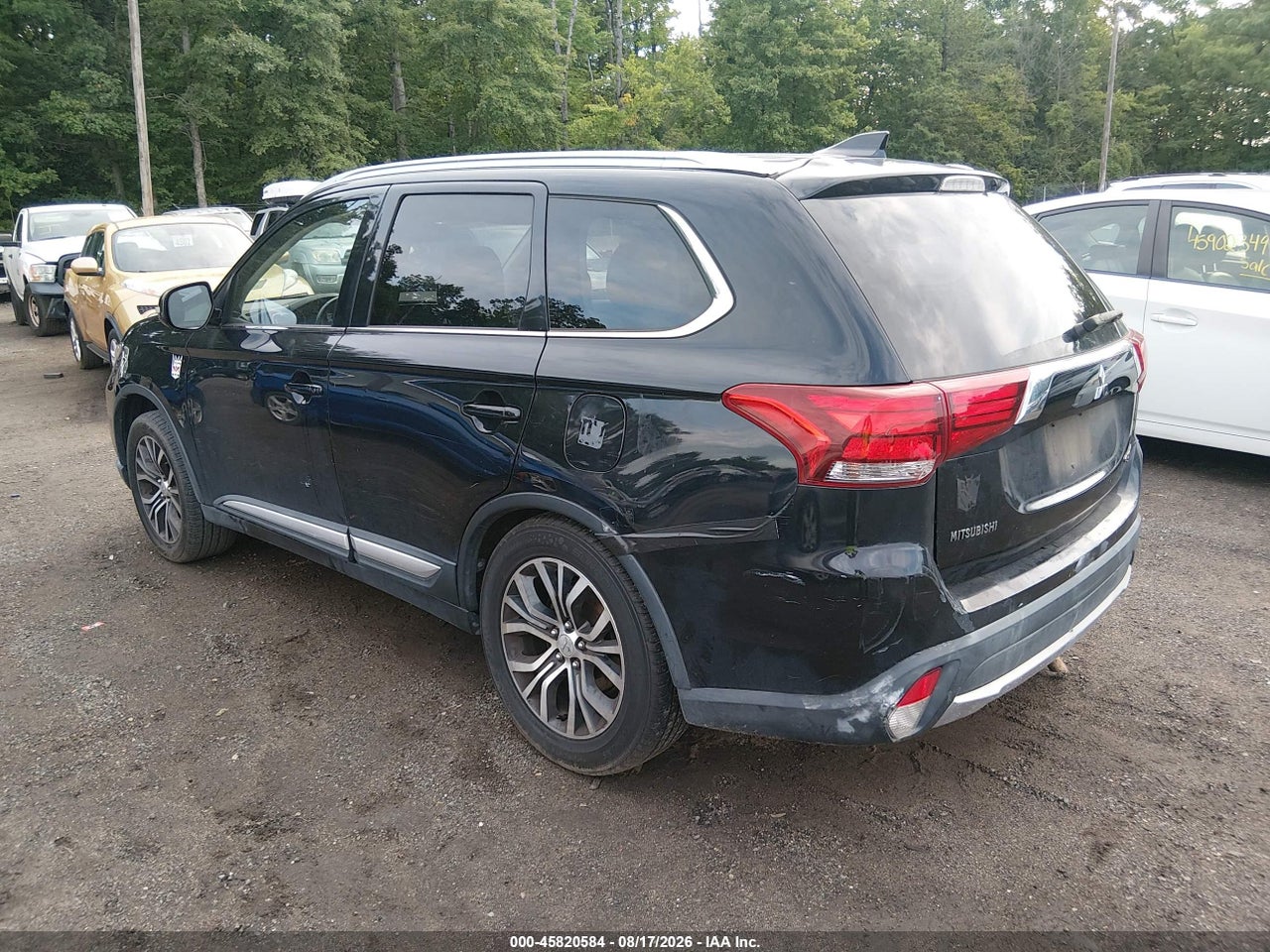 2017 MITSUBISHI OUTLANDER SEL · 3/11