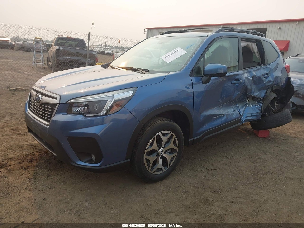 2021 SUBARU FORESTER PREMIUM · 2/11