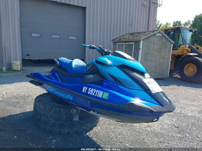 2023 YAMAHA GP1800