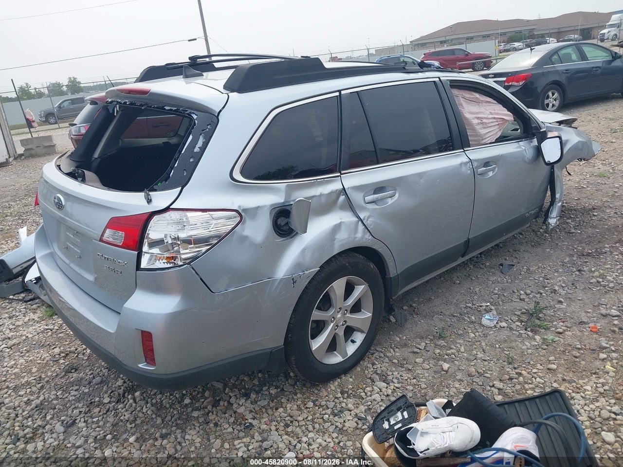 2013 SUBARU OUTBACK 3.6R LIMITED · 4/11