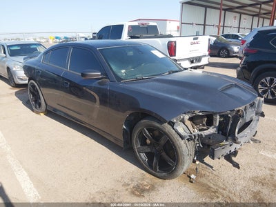 2C3CDXGJ7KH****** · 2019 DODGE CHARGER SCAT PACK RWD