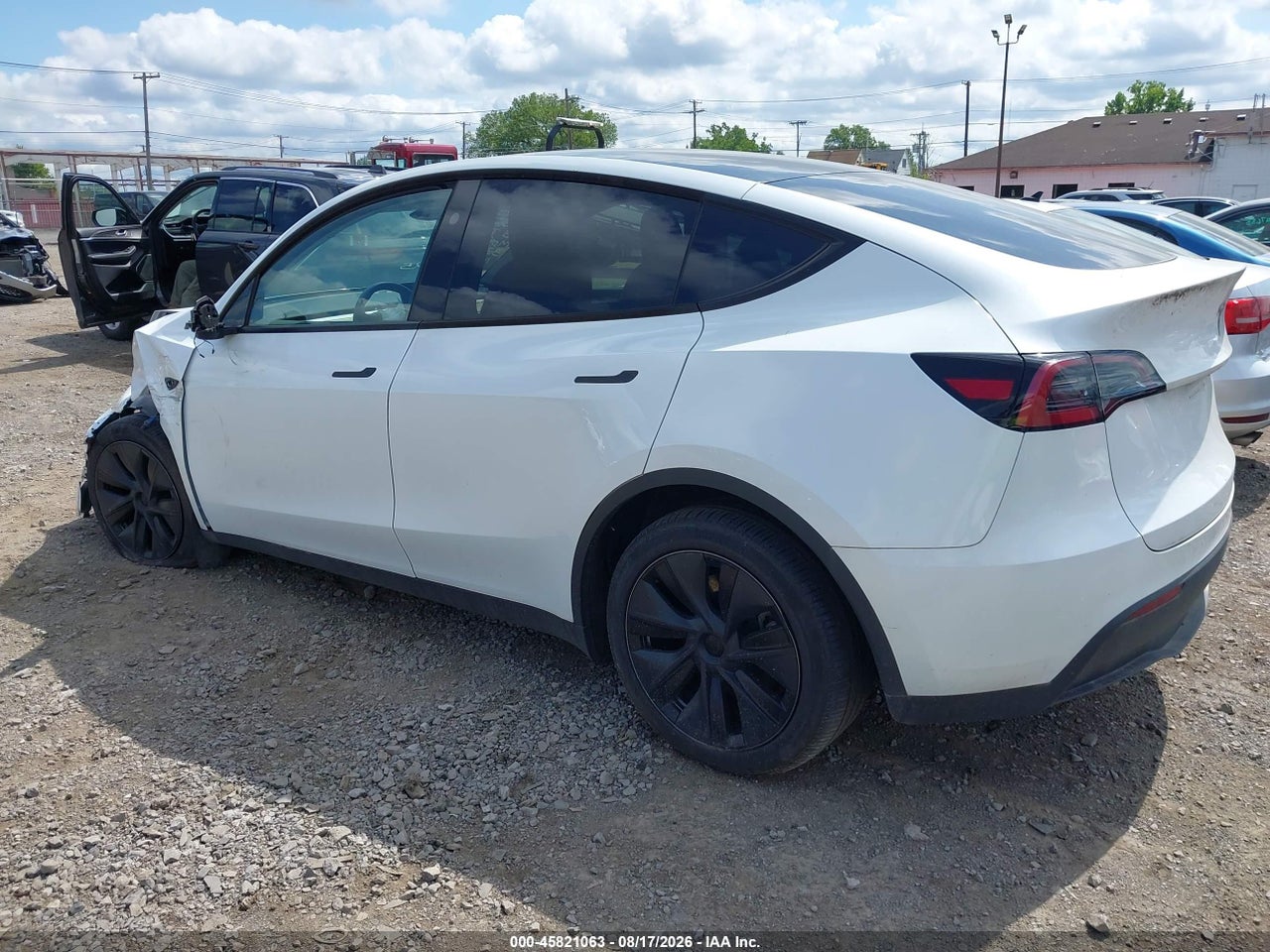 2025 TESLA MODEL Y LONG RANGE · 3/10