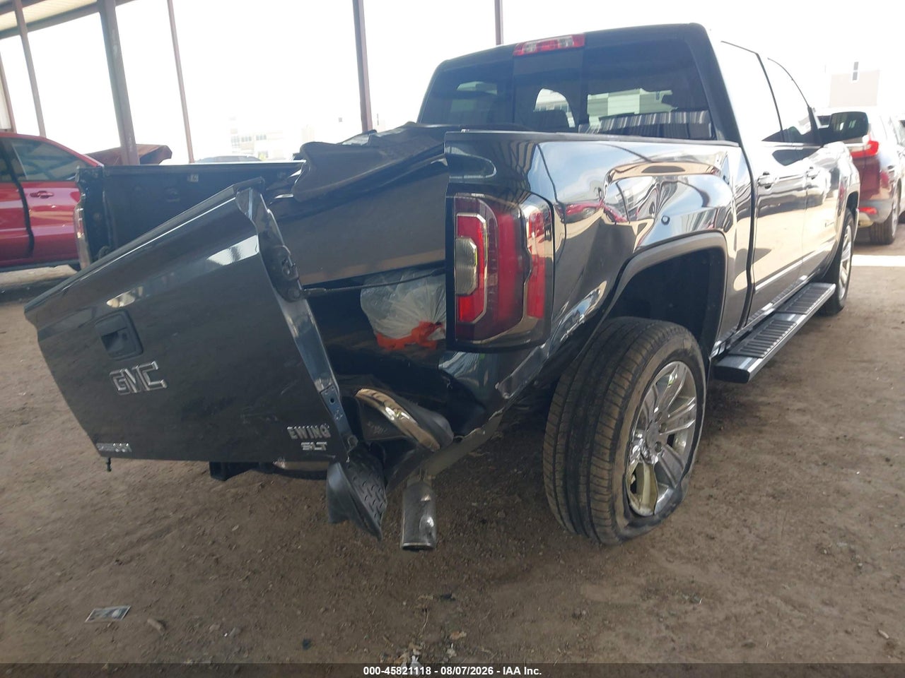 2018 GMC SIERRA 1500 SLT · 6/11