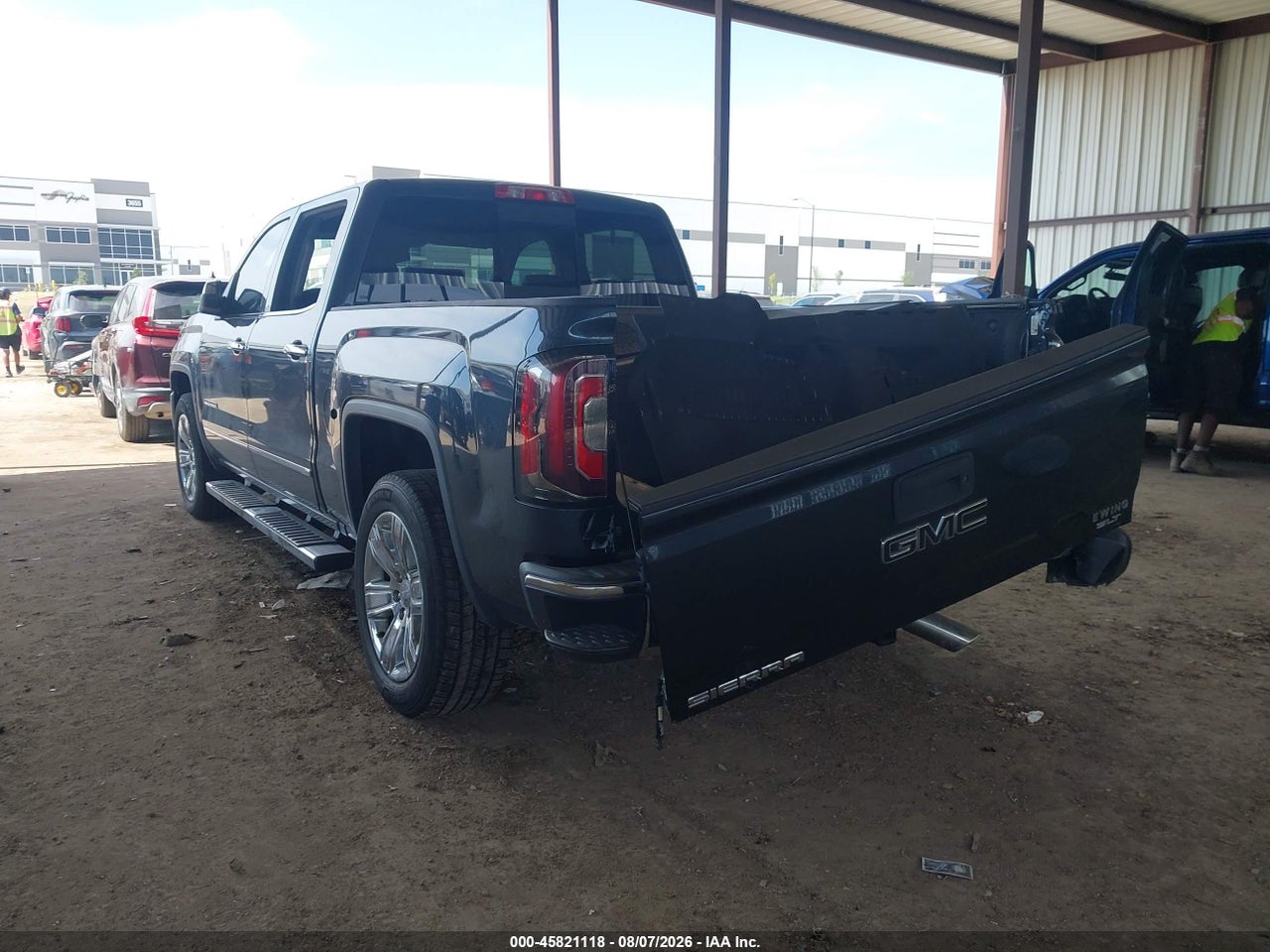 2018 GMC SIERRA 1500 SLT · 3/11