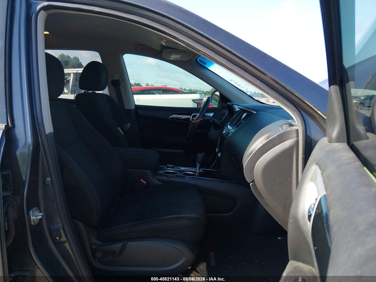 2014 NISSAN PATHFINDER S · 5/11
