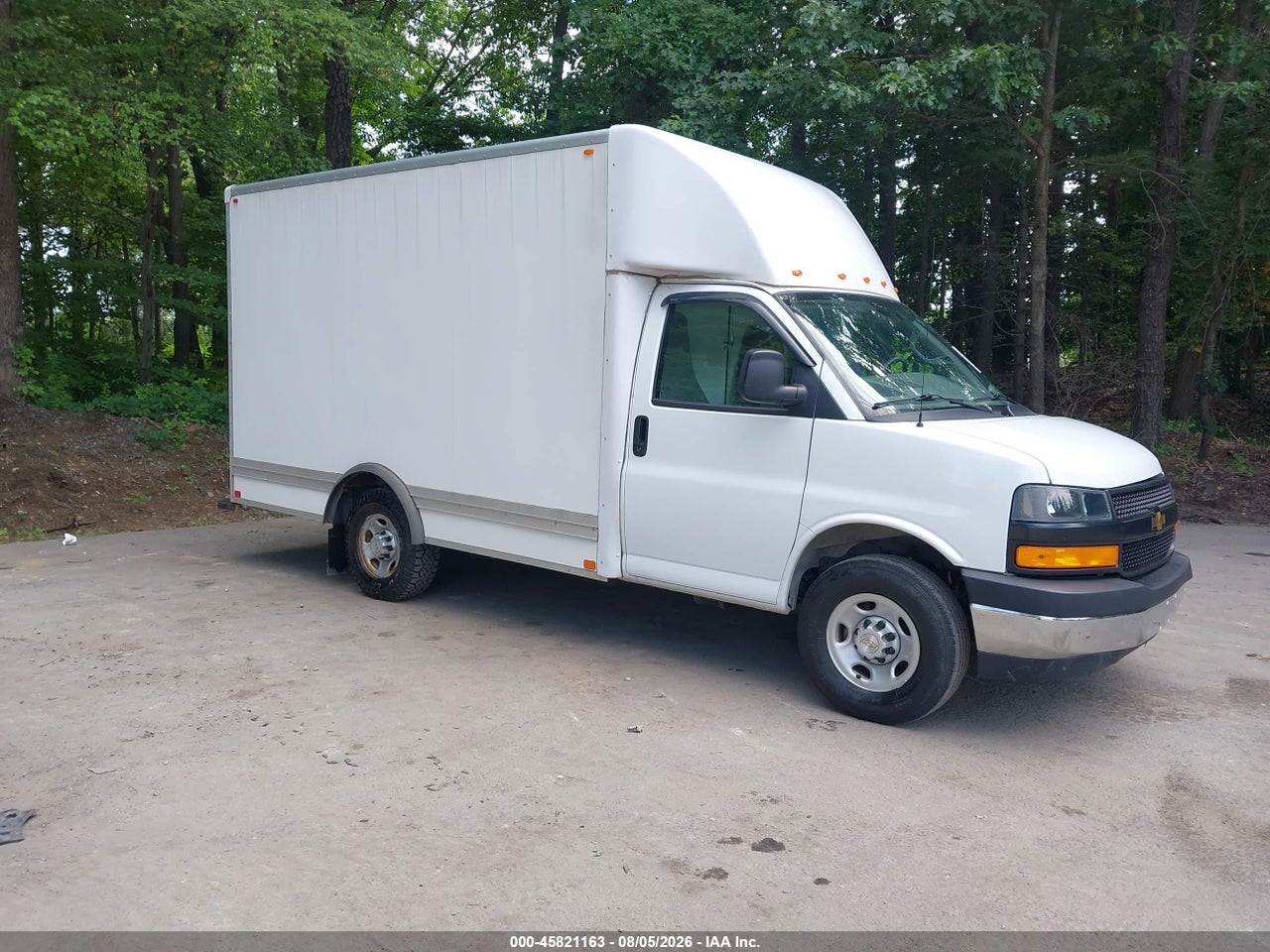 1GB0GRFP0R1****** · 2024 CHEVROLET EXPRESS CUTAWAY WORK VAN