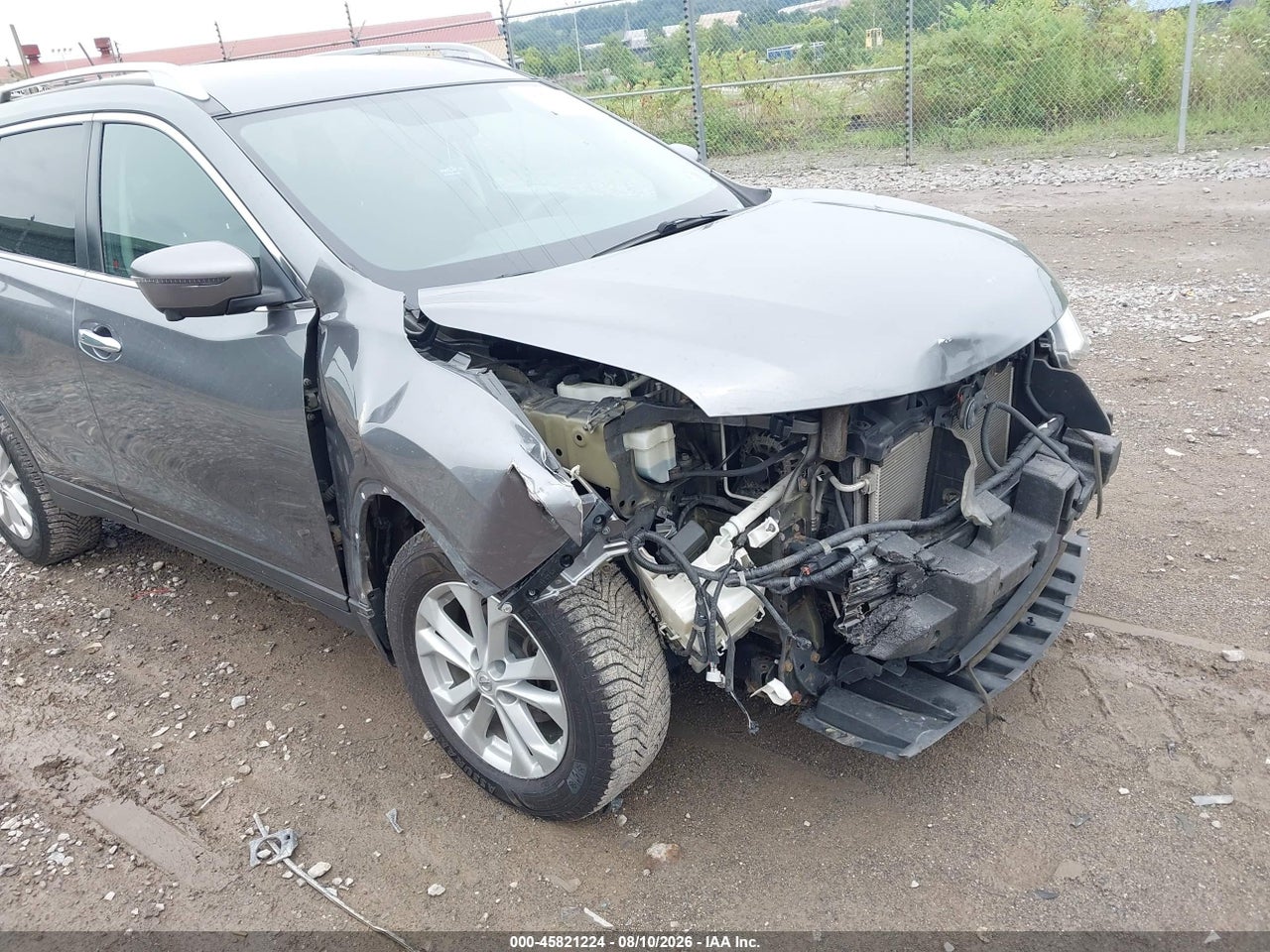 2016 NISSAN ROGUE SV · 6/11