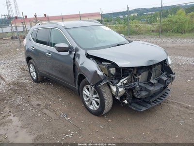 5N1AT2MV7GC****** · 2016 NISSAN ROGUE SV